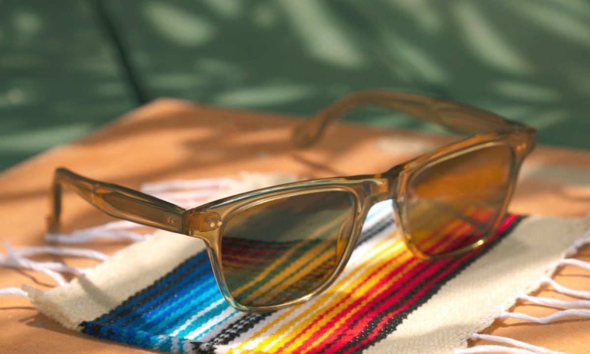 Garrett Leight decorative background